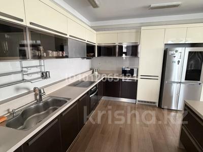4-комнатная квартира · 155 м² · 10/17 этаж, Аскарова 10 за 850 000 〒 в Алматы, Ауэзовский р-н