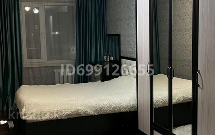 2-комнатная квартира · 43 м² · 3/5 этаж, Майкудук, Майкудук, 17й микрорайон 48 за 13.5 млн ₸ в Караганде, Алихана Бокейханова р-н — фото 2