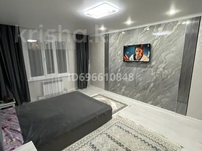 1-комнатная квартира · 37 м² · 1/5 этаж, Ракишева — Возле Комунальный рынок за 10 000 ₸ в Талдыкоргане, мкр Жастар