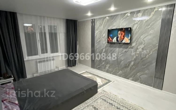 1-комнатная квартира · 37 м² · 1/5 этаж, Ракишева — Возле Комунальный рынок за 10 000 ₸ в Талдыкоргане, мкр Жастар — фото 2