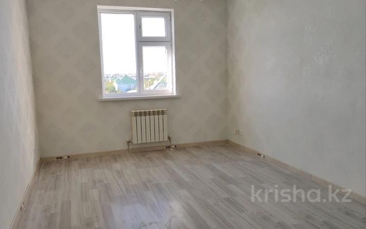 2-комнатная квартира, 60 м², 3/5 этаж, мкр Асар 10