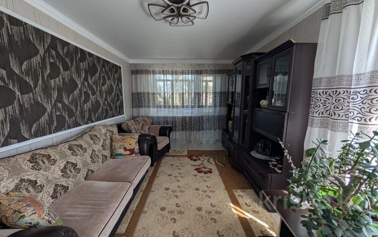 3-комнатная квартира · 62 м² · 4/5 этаж, Майкудук, 14-й мкр. 41 за 14 млн ₸ в Караганде, Алихана Бокейханова р-н — фото 2