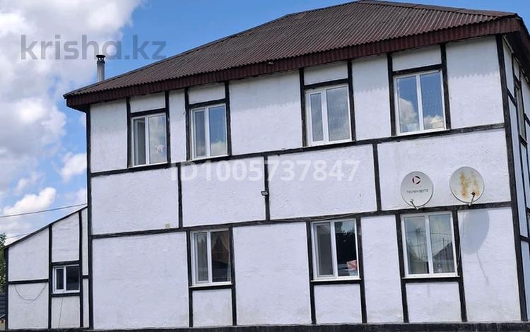 Отдельный дом · 4 комнаты · 180 м² · 15 сот., Бейбарыс Султан 3 — Первая линия за 42 млн 〒 в Талапкер  — фото 2