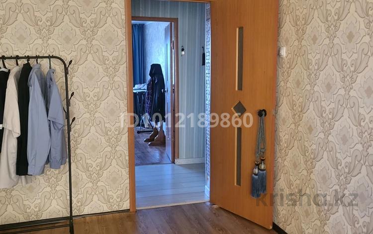 2-бөлмелі пәтер · 47.2 м² · 5/5 қабат, ул. Асылбекова 46, бағасы: 200 000 〒 в Жезказгане — фото 2