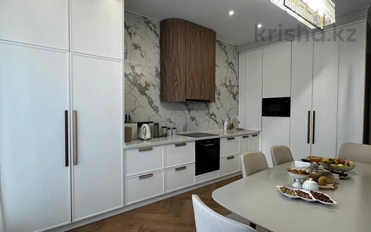 3-комнатная квартира · 124 м² · 10 этаж, Сарайшык 6 — Кунаева за 800 000 ₸ в Астане, Есильский р-н — фото 2