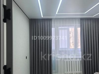 2-комнатная квартира · 49 м² · 2/5 этаж, мкр 8, 101-й стрелковой бригады за 200 000 ₸ в Актобе