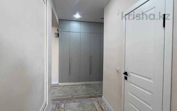 2-бөлмелі пәтер · 70 м² · 4/9 қабат, 19а 17, бағасы: 24 млн ₸ в Актау, 19А мкр — фото 2