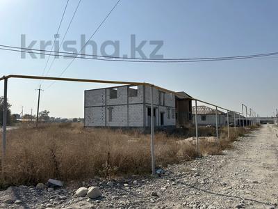 Отдельный дом · 7 комнат · 200 м² · 5 сот., Кайнарский сельский округ, село Еркин, Толе би 35 — Еркин за 20.5 млн 〒 в Алматинской обл., Талгарский р-н