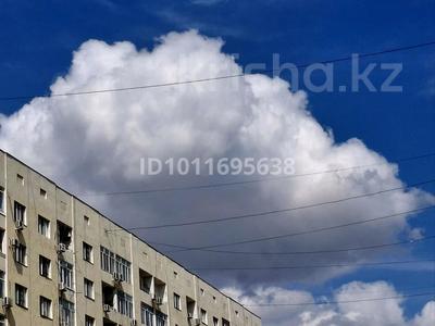 1-комнатная квартира · 50 м² · 9/9 этаж, мкр. Алмагуль, микрорайон Алмагуль за 18 млн ₸ в Атырау