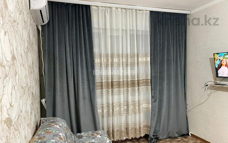1-комнатная квартира · 35 м² · 1/4 этаж, Байсейтова 7 — Центр, возле дворца за 12 000 ₸ в Балхаше — фото 3
