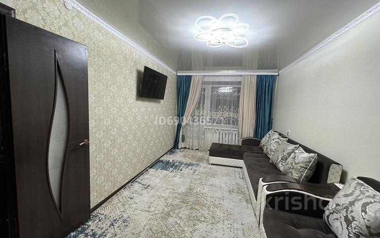 2-комнатная квартира, 42 м², 6/9 этаж, Ауезова за 10 млн 〒 в Щучинске — фото 2