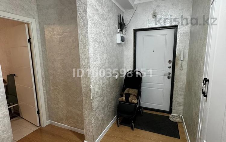 2-бөлмелі пәтер · 60 м² · 2/12 қабат, мкр Акбулак 77 — Байтерекова 77, бағасы: 37 млн ₸ в Алматы, Алатауский р-н — фото 2