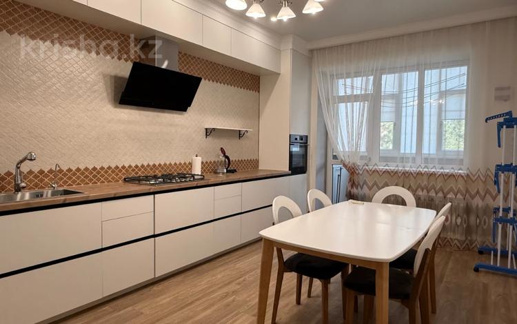 2-комнатная квартира · 95.5 м² · 1/6 этаж, мкр. Алтын орда 11Г за 400 000 ₸ в Актобе — фото 13