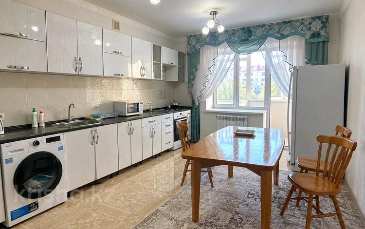 2-бөлмелі пәтер · 80 м² · 3/5 қабат, Алтын орда ш/а., Мангилик ел 8, бағасы: 31 млн ₸ в Актобе, мкр. Алтын орда — фото 2