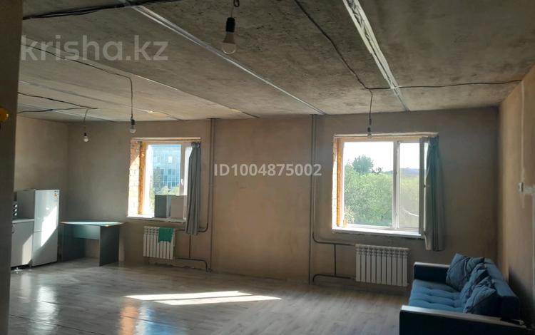 2-комнатная квартира · 43 м² · 4/6 этаж, Есенберлина 5 за 13 млн ₸ в Астане, Сарыарка р-н — фото 2