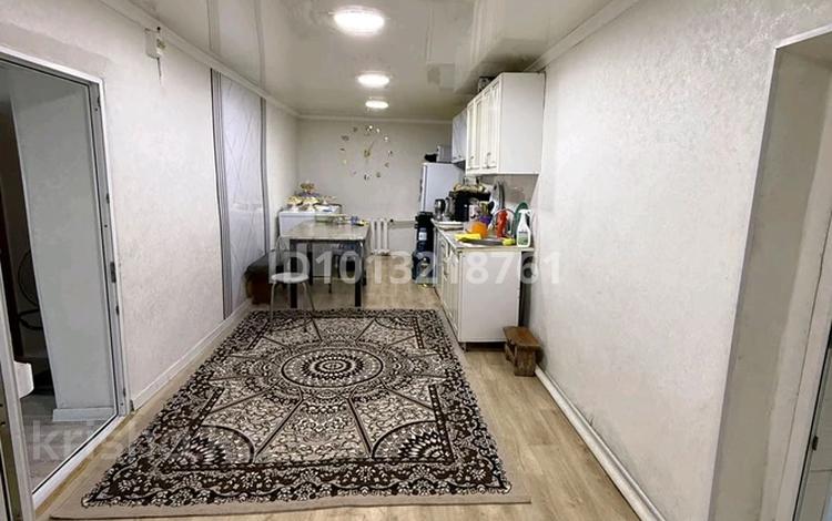Үйдің бір бөлігі · 3 бөлме · 84.4 м² · , Сарсембаева, бағасы: 21 млн ₸ в Балхаше — фото 2