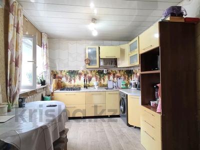 Отдельный дом · 4 комнаты · 100 м² · 5.5 сот., мкр Коккайнар, Алатаускии район ул. Абая — Улица Абая -Мамбетова за 33 млн ₸ в Алматы, Алатауский р-н