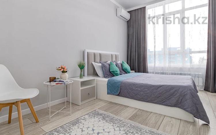 1-комнатная квартира · 40 м² · 11/17 этаж, Туран 44Б за 310 000 ₸ в Астане, Есильский р-н — фото 2