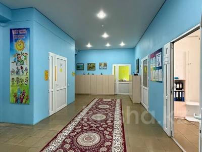 Свободное назначение, офисы, магазины и бутики, склады, общепит, салоны красоты, бани, гостиницы и зоны отдыха, медцентры и аптеки, образование, развлечения · 747.4 м² за 350 млн 〒 в Семее