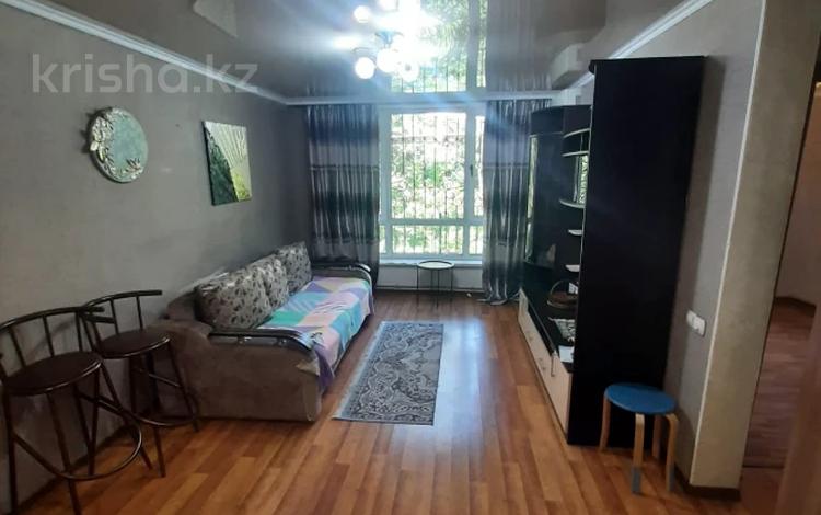 3-бөлмелі пәтер · 65 м² · 1/2 қабат, Мкр. АКНМ 8, бағасы: 24 млн ₸ в  — фото 19