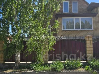 Отдельный дом · 5 комнат · 198 м² · 10 сот., Лунный 3 — Дружба Народов-Лунная за 85 млн 〒 в Усть-Каменогорске