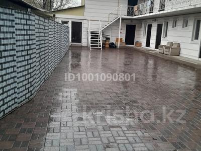 2-комнатная квартира · 70 м² · 2/2 этаж, Магаданская 92 за 200 000 ₸ в Алматы, Алатауский р-н
