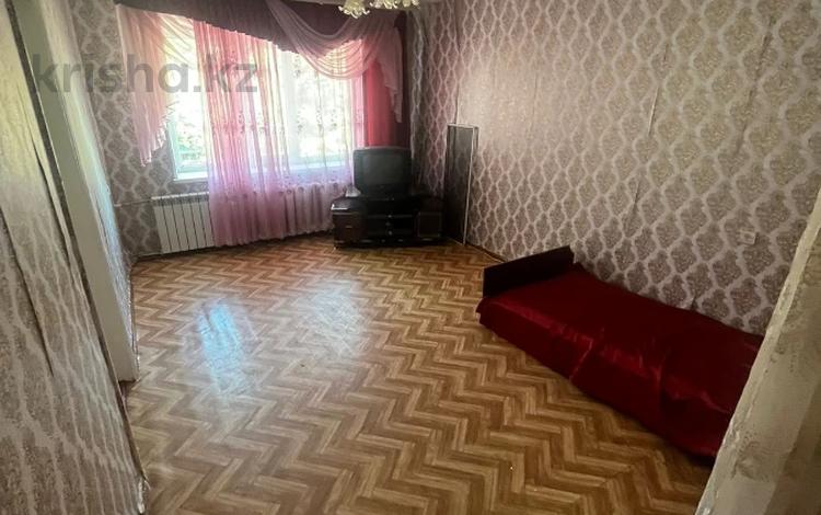2-комнатная квартира, 40 м², 3/4 этаж, Кабанбай батыра за 11.8 млн 〒 в Талдыкоргане — фото 2