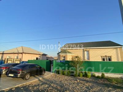 Жеке үй · 5 бөлме · 251 м² · 10 сот., мкр Бирлик-2, Қ.Садиықова 43 — Сзади школы им. Б.Нысанбаева, бағасы: ~ 50 млн ₸ в Атырау