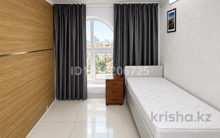 3 комнаты · 60 м² · 10/10 этаж, Нарикбаева 12 за 110 000 ₸ в Астане, Нура р-н — фото 8