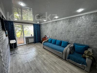 2-комнатная квартира · 45 м² · 5/5 этаж, Майкудук, 12й микрорайон за 9.6 млн ₸ в Караганде, Алихана Бокейханова р-н