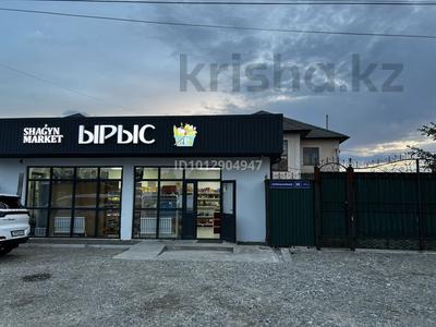 Жеке үй · 8 бөлме · 350 м² · 10 сот., Базарбаева 26 — Базарбаева, бағасы: 150 млн ₸ в Талдыкоргане, военный городок Улан