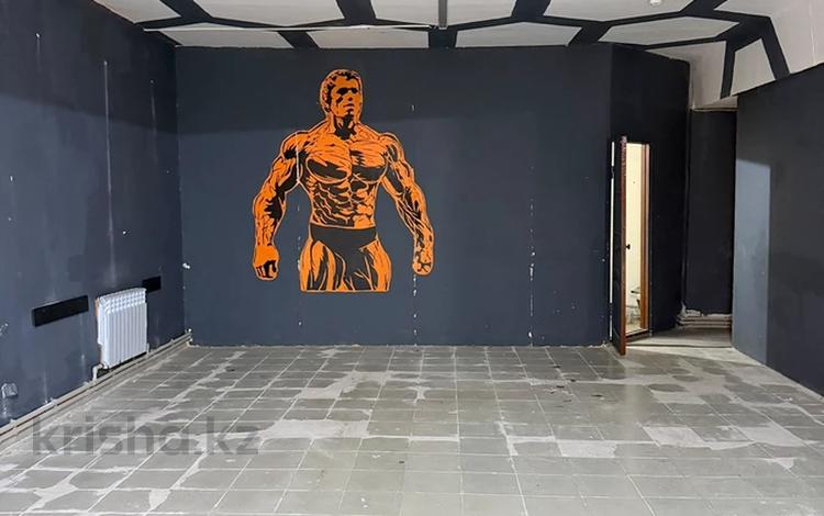 Свободное назначение, магазины и бутики, салоны красоты, развлечения · 350 м² за 40 млн ₸ в  — фото 6