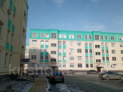 1-комнатная квартира · 42 м² · 1/5 этаж, Эбіш Кекілбайұлы 60/3 за 14.5 млн 〒 в Атырау