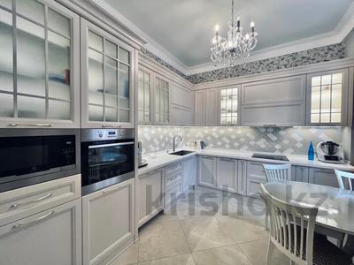 4-бөлмелі пәтер · 154 м² · 2/7 қабат, Мкр «Мирас» 31к4 — ЗВОНИТЕ СЕМЁНУ, бағасы: 235 млн 〒 в Алматы, Бостандыкский р-н