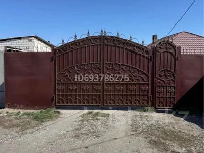 Отдельный дом · 3 комнаты · 120 м² · 6 сот., Би боранбая — Акимат за 18 млн 〒 в Семее