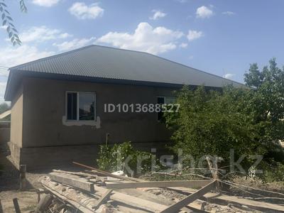 Жеке үй · 4 бөлме · 200 м² · 10 жүзд., Талас ш/а, Касым Аманжолов 8, бағасы: 40 млн ₸ в Таразе, мкр Талас