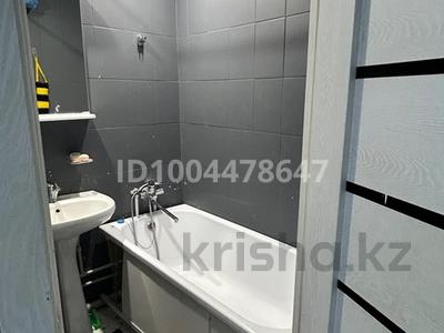 2-комнатная квартира · 54 м² · 2/9 этаж, Майкудук, 15й микрорайон за 160 000 ₸ в Караганде, Алихана Бокейханова р-н