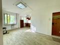 4-комнатная квартира · 60 м² · 1/5 этаж, Бурова 27/2 — Центральный Рынок, ШколаN35, б. Пушкина за 250 000 ₸ в Усть-Каменогорске — фото 3