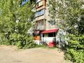 4-комнатная квартира · 60 м² · 1/5 этаж, Бурова 27/2 — Центральный Рынок, ШколаN35, б. Пушкина за 250 000 ₸ в Усть-Каменогорске — фото 5