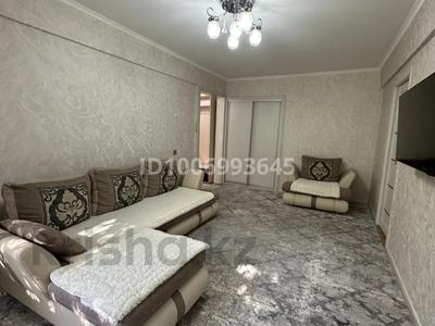 3-комнатная квартира · 50 м² · 1/5 этаж, проспект Абая 13/1 за 270 000 〒 в Усть-Каменогорске