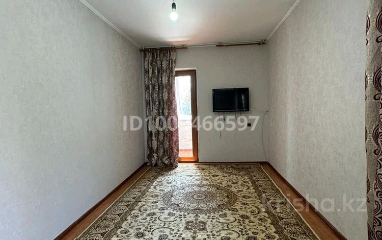 2-бөлмелі пәтер · 54 м² · 2/5 қабат, Кабанбай батыр 10 б, бағасы: 20.5 млн ₸ в Шымкенте, Аль-Фарабийский р-н — фото 2