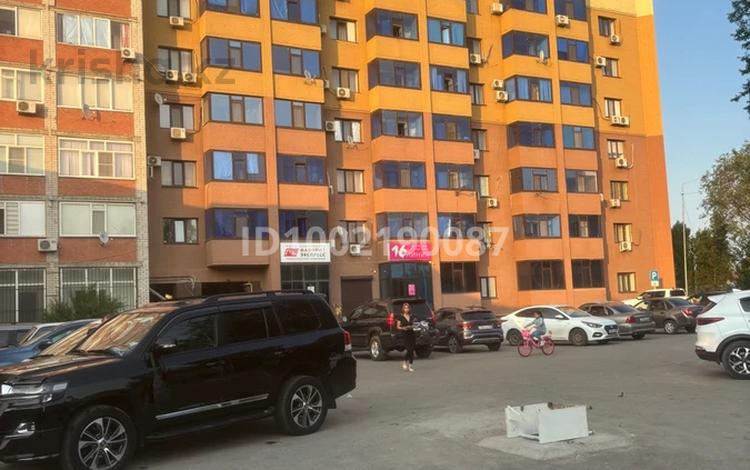 2-комнатная квартира · 90 м² · 5/9 этаж, мкр 5, Тлебергенова 80 за 200 000 ₸ в Актобе — фото 10