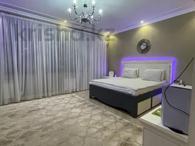 3-комнатная квартира, 150 м², 3/8 этаж, Рахмадиева за 185 млн 〒 в Алматы, Бостандыкский р-н