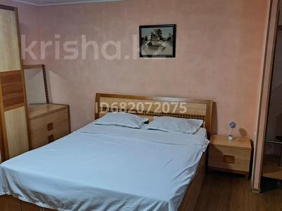 2-бөлмелі пәтер · 56 м² · 1/9 қабат, Карбышева 22 — Ивушка Виноградова, бағасы: 12 000 ₸ в Усть-Каменогорске, Ульбинский