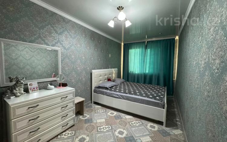 4-комнатная квартира · 76.6 м² · 5/5 этаж, ул. Дюсембекова за 25.5 млн ₸ в Караганде, Казыбек би р-н — фото 8