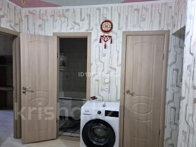 3-бөлмелі пәтер · 60 м² · 3/5 қабат, Сарайшық 42, бағасы: 150 000 ₸ в Уральске, мкр Школьник