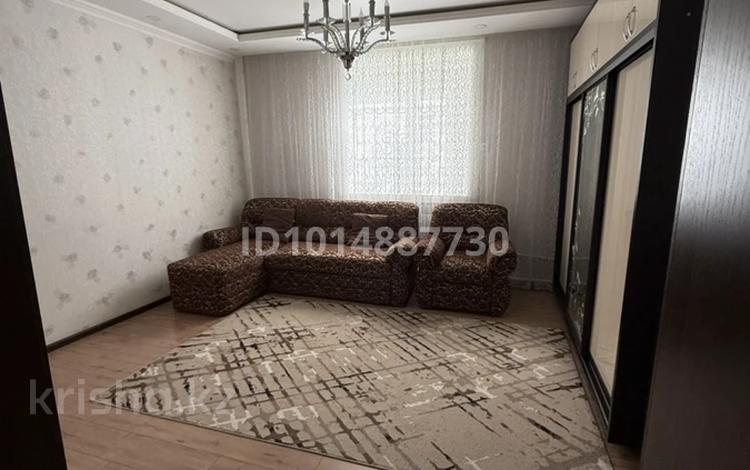 3-бөлмелі пәтер · 74 м² · 1/2 қабат, Жаңа қала ш/а., Гоголя, бағасы: 300 000 ₸ в Караганде, Казыбек би р-н — фото 2