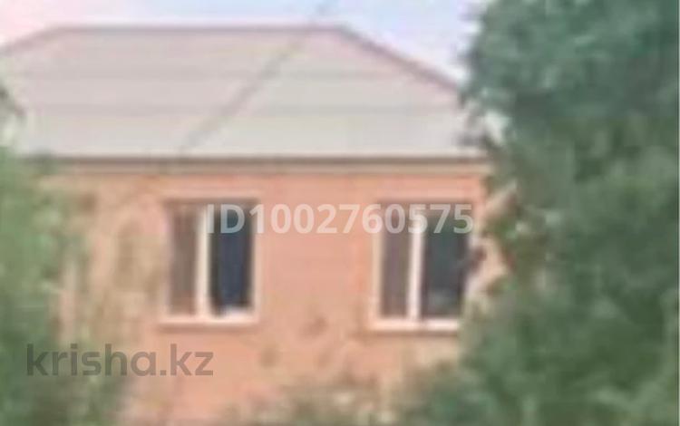 Отдельный дом · 7 комнат · 240 м² · 6 сот., Керей Хана — Жургенова за 25 млн ₸ в Актобе, мкр. Курмыш — фото 2