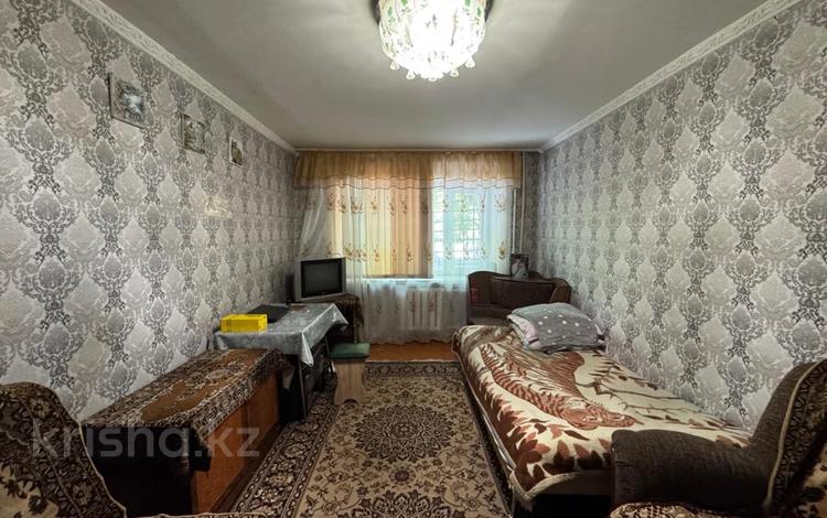 2-комнатная квартира · 46 м² · 1/5 этаж, пр. Республики за 6.5 млн ₸ в Темиртау — фото 2