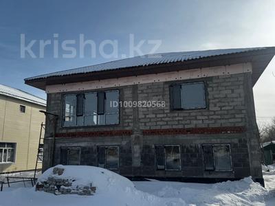 Отдельный дом · 5 комнат · 277 м² · 10 сот., Абылай хана 75 — Абылайхан-Бегельдинова за 35 млн 〒 в Акколе